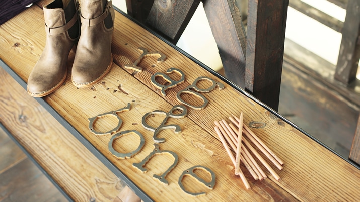 ���ڂ�NY�u�����hrag&bone�̒��c�X���f�U�C�i�[�ɓˌ����!