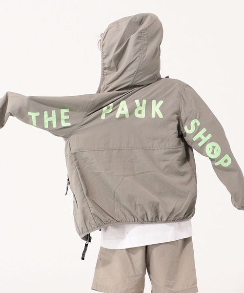 �yTHE PARK SHOP�z���珗�̎q�����̃A�C�e�����o���