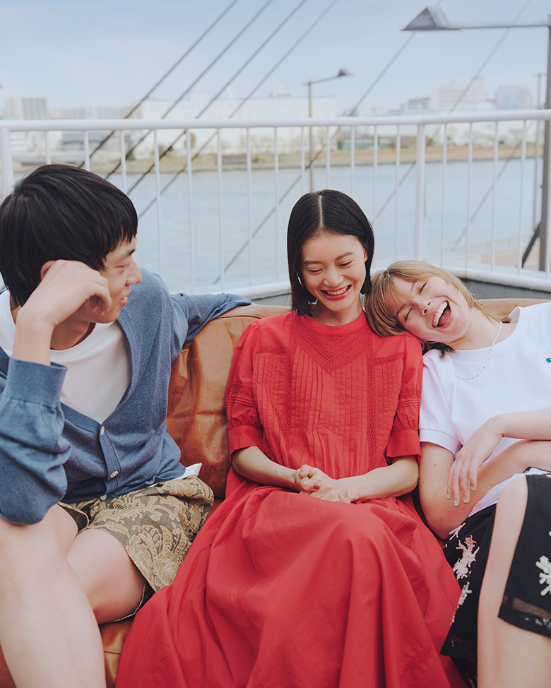 SHIPS any(シップス エニィ) 2026SS LOOKBOOK | 株式会社シップス